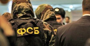 ФСБ задержала красноярского адвоката при получении 2 млн рублей для взятки работнику суда