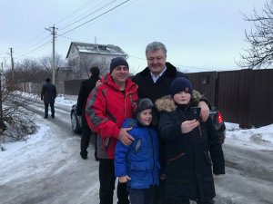 [Поступок] Геращенко рассказала, как Порошенко остановил кортеж, услышав плач ребенка