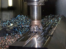 Промпроизводство в России упало за месяц на 21,5%