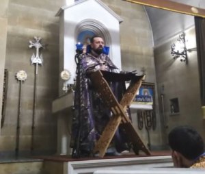 Мужественный армянский священник Себеос разоблачил министра Армении