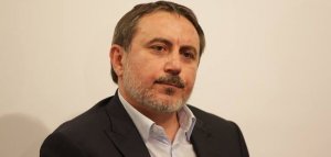 Шевченковский районный суд Киева принял решение обязать СБУ внести в Единый реестр досудебных расследований (ЕРДР) сведения о преступлениях, совершенных бывшим вице-премьером Крыма Ленуром Ислямовым