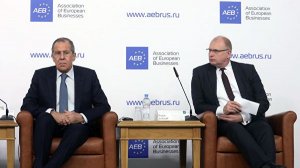 Попытки повредить российской экономике санкциями не удались, заявил Лавров