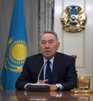 [«Его прЕмЬер - другим наука»] Президент Казахстана Нурсултан Назарбаев отправил в отставку правительство Бактыжана Сагинтаева по причине отсутствия положительных изменений в экономике страны