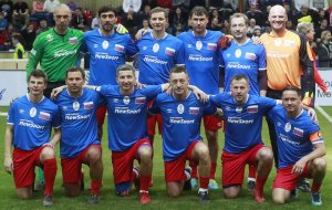 Сборная России в 11-й раз вышла в финал Кубка легенд по футболу (В решающем матче россияне сыграют с командой Германии)