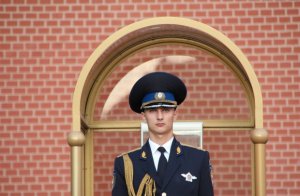 В России предложили возродить обращение «господин» в армии