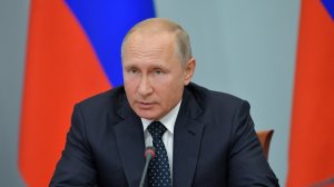 Президент России Владимир Путин поручил правительству и Банку России принять меры по снижению процентной ставки по ипотечным жилищным кредитам до уровня 8% годовых и ниже