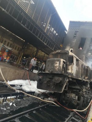 На вокзале в Каире загорелся поезд. Погибли более 20 человек