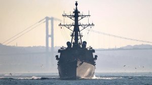 [«Коробочка»*] Эсминец ВМС США «Дональд Кук» оказался между двумя фрегатами РФ в Эгейском море