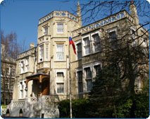 Посольство РФ в Великобритании распространило доклад, приуроченный к годовщине событий в Солсбери