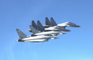 В Индии рассказали, что Су-30 увернулись от пакистанских ракет