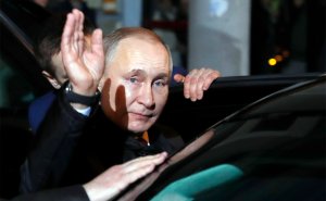 Рейтинг доверия Путину снова падает. Послание не помогло