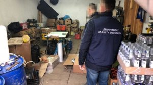 Во Львовской области не выпустили на рынок пять тонн водочной продукции