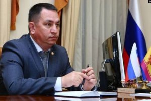 [Меньше кормить и больше доить] Российский чиновник объяснил низкие зарплаты врачей и учителей ленью