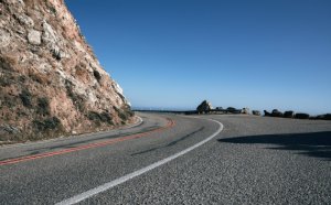 Государство выделит регионам более 100 миллиардов рублей на ремонт автомобильных дорог