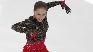 Алина Загитова выиграла золото чемпионата мира, Евгения Медведева - бронзу. Третья ученица тренера Этери Тутберидзе – представительница Казахстана Елизавета Турсынбаева  – стала второй