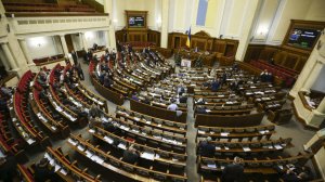 Председатель партии «Оппозиционная платформа — За жизнь» Владимир Рабинович заявил, что на Украине необходимо упразднить пост президента страны за оставшийся период до парламентских выборов