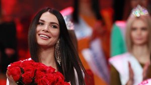 Лишенная титула "Мисс Москва" предостерегла от участия в конкурсах красоты