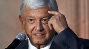 El Pais: президент Мексики попросил у короля Испании извинений за нарушения при завоевании
