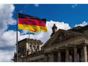 Германия не предоставит дипстатус представителю Хуана Гуайдо