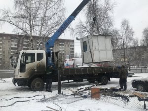В Челябинске снесли парковку, ради которой были варварски уничтожены берёзовая аллея и газон