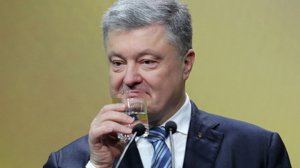 Порошенко назвал фейком российской пропаганды сообщения о том, что он "пьет, не просыхает"