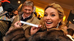 Супруга Пескова вновь стала лидером по доходам среди жен высших чиновников