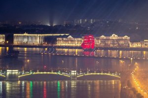 Празднование «Алых парусов» передвинули на день.Дату празднования перенесли, чтобы развести с Днем памяти и скорби.