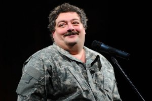 Известный писатель Дмитрий Быков впал в кому в уфимской больнице. Журналиста доставила «Скорая помощь» с подозрением на инсульт