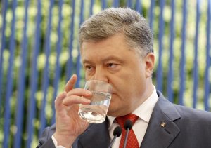 Администрация Порошенко удалила слово "повстанцы" из речи об ополченцах.