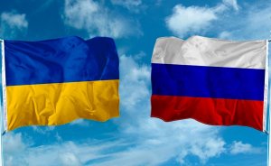 Порошенко пообещал до ухода с поста президента подписать закон о языке. Зеленский считает: "не надо давить русский язык", но закон об украинском языке поддержит