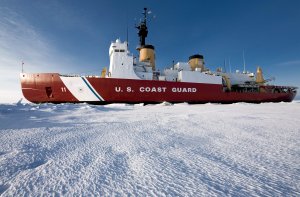 США подписали контракт на строительство ледокола для Береговой охраны