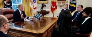 Президент Соединенных Штатов Дональд Трамп провел с основателем и главой социальной сети Twitter Джеком Дорси «замечательную встречу».