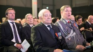 В Финляндии отмечается национальный день ветеранов. На начало года в стране проживало около 10 тысяч ветеранов-фронтовиков Второй мировой войны, средний возраст которых составил 94 года