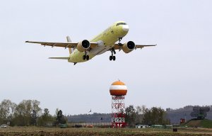 Опубликовано видео полета опытного МС-21-300