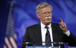США направят авианосную группу в зону Центрального командования в качестве сигнала Ирану