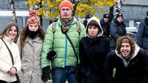 Полиция Австрии 9 мая объявила в международный розыск Олега Воротникова, лидера российской арт-группы «Война». Ему грозит до пяти лет тюрьмы