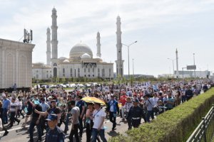 В Казахстане на день заблокировали доступ к соцсетям и мессенджерам