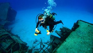 Опубликовано видео видео поиска затонувших картин Айвазовского