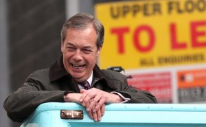 Партия Brexit стала лидером в опросе о европейских выборах в Британии