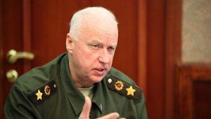 «Там миллиарды воруются, миллиарды. Причем технология очень простая — сначала деньги переправляются (за границу), семья, а потом сам фигурант»