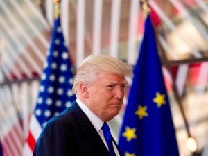 Боевое безумие. В США готовят санкции против европейского бизнеса (Меркель оценила шансы Еврокомиссии остановить "Северный поток — 2")
