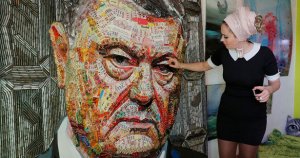 Разденут до нитки: на Украине ищут деньги Порошенко  (Все активы Порошенко могут арестовать)