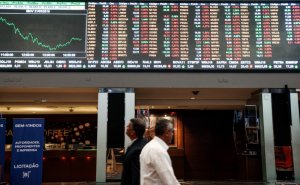 МВФ рекомендовал России инвестировать резервы в бумаги западных стран