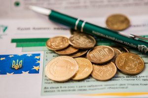 В Минфине заявили, что каждая вторая гривна в госбюджете взята в долг