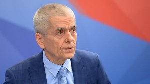 Онищенко рекомендовал пожилым россиянам жить "чуть-чуть впроголодь"