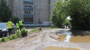 «Двойка и кол» - такие оценки получил Киров за состояние и безопасность дорог