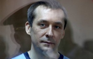 Суд оправдал полковника Захарченко по одному из эпизодов взятки