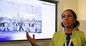 Ведущая Елена Ханга перешла на эстонское гостелевидение.