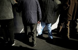 Регионы предложили лишить "ленивых" малоимущих социальных пособий