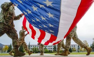 Дубина американской «демократии-для-своих»: США собиралась стать «мировым полицейским», а превратились во всемирного бандита